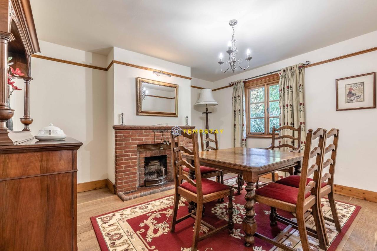 Chestnut Cottage - Stunning Countryside Views! Parking, 4 Bed, 3 Bathrooms White Waltham Экстерьер фото